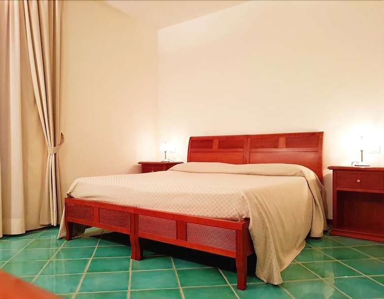 Hotel Pisacane