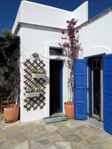 Kourtali Private Beach House