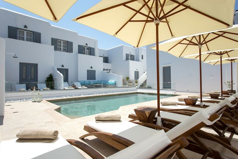 Hostal Villa Kelly Rooms & Suites