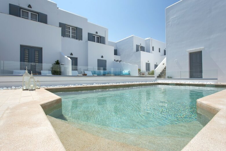 Hostal Villa Kelly Rooms & Suites