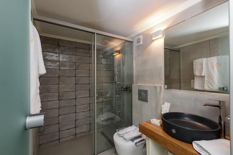 Thalassa Boutique Hotel