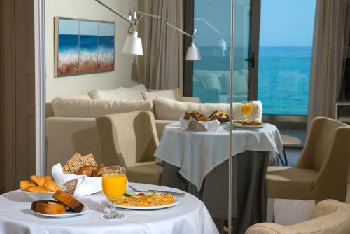 Swell Boutique Hotel