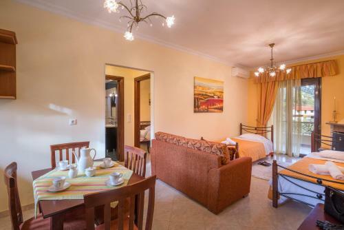 Apartamentos Eirini