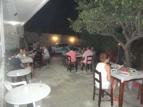 Hostal Archontika Apartments