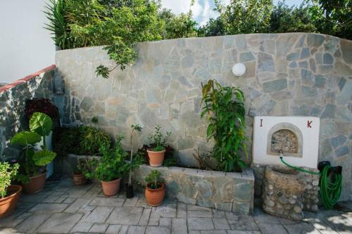 Hostal Archontika Apartments