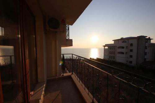 Menada Royal Bay Apartments