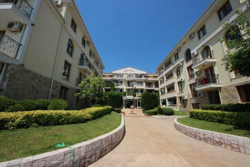 Menada Royal Bay Apartments