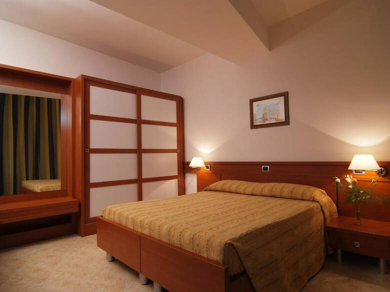 Hotel Mirabeau