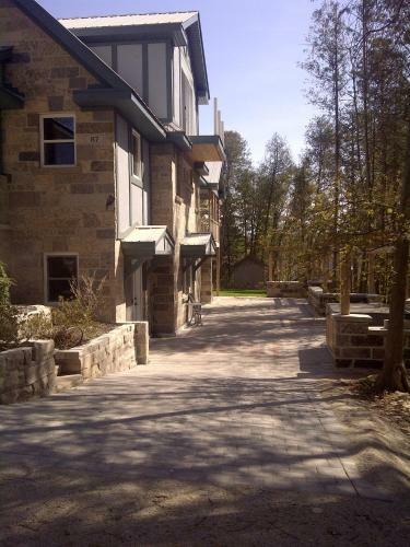 Lionheart Guesthouse And B&B