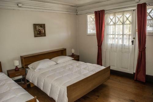 Bed & Breakfast Costanera Hostel