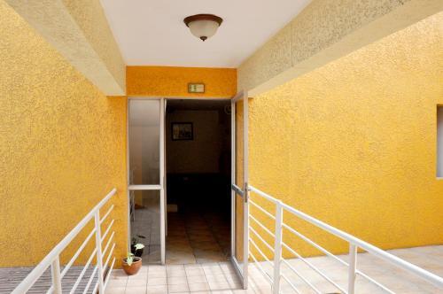 Hotel De Carlos