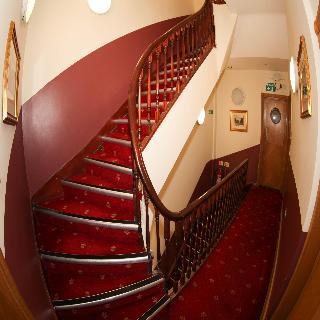 Hotel Holland Inn