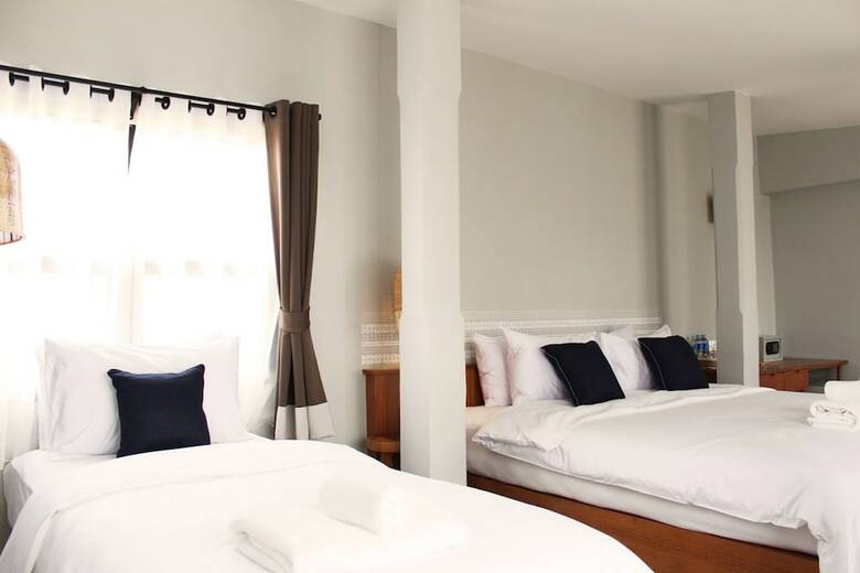 Hotel Montrara Happy House