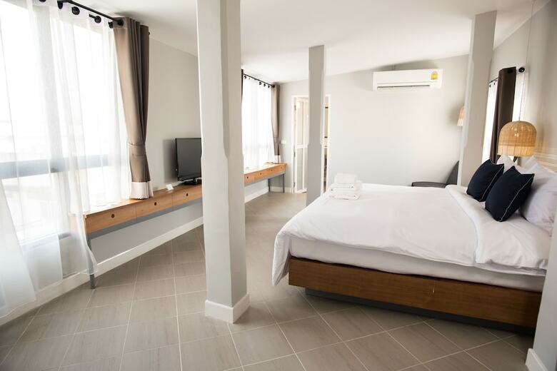 Hotel Montrara Happy House