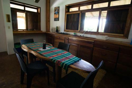 Hotel Canoa Suites