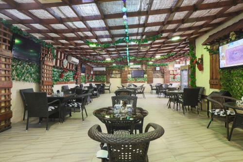Syaj Hotel