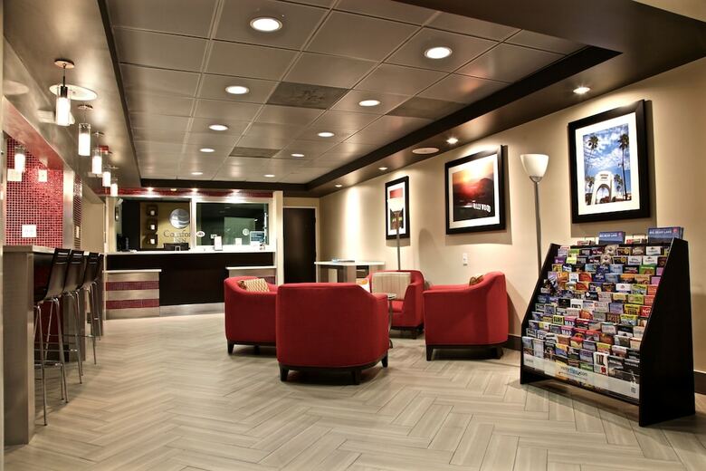 Hotel Comfort Inn