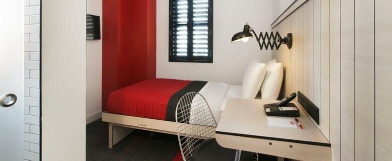 The Pod Hotel 51