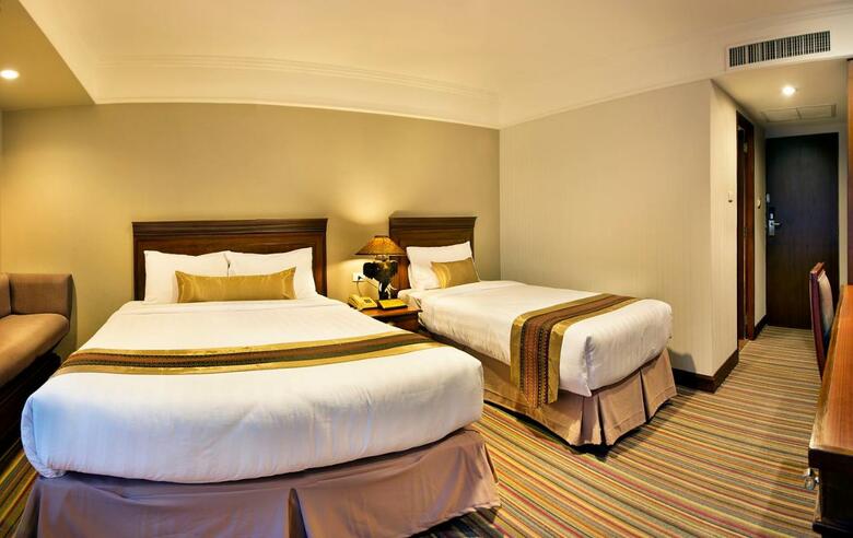 Royal Hotel
