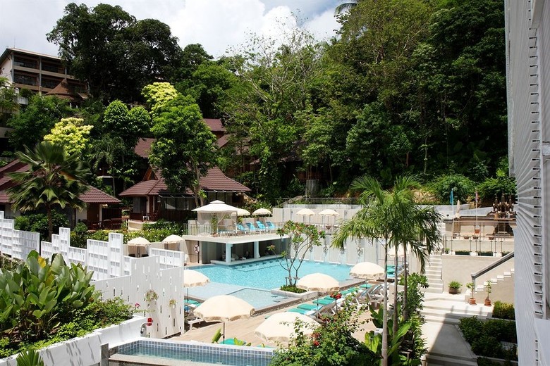 Hotel Peach Hill Resort