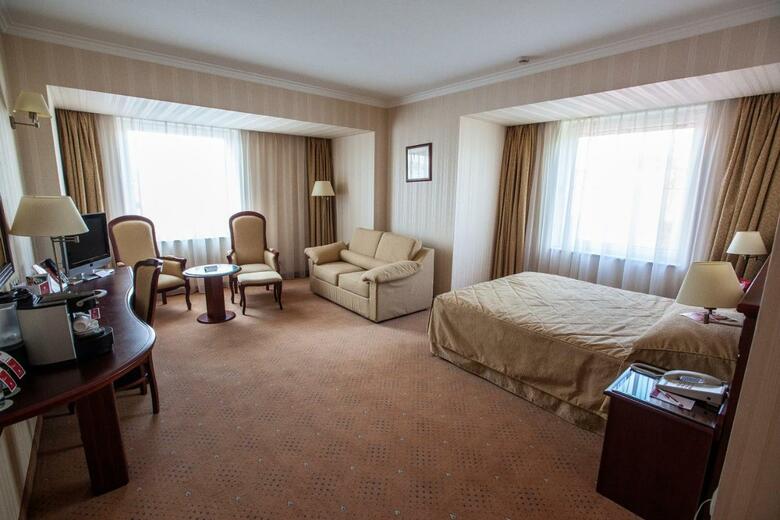 Ramada Hotel & Suites Bucharest North