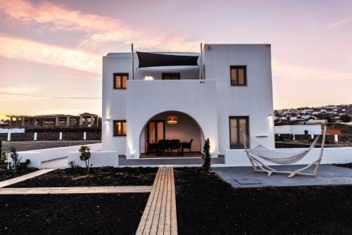 Villa Saint Apostles