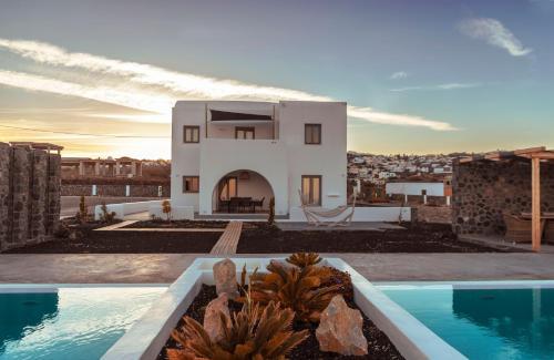 Villa Saint Apostles