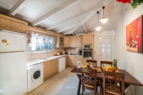Neptune Family Villa