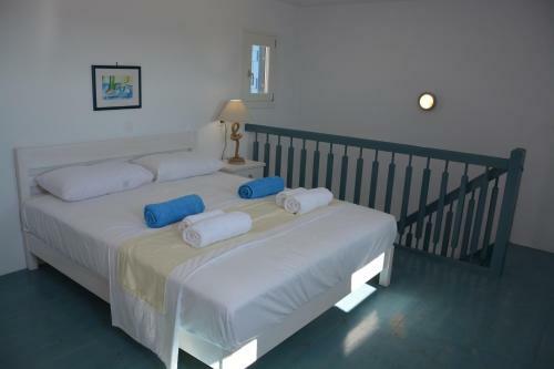 White Blue Houses & Apartments Paros