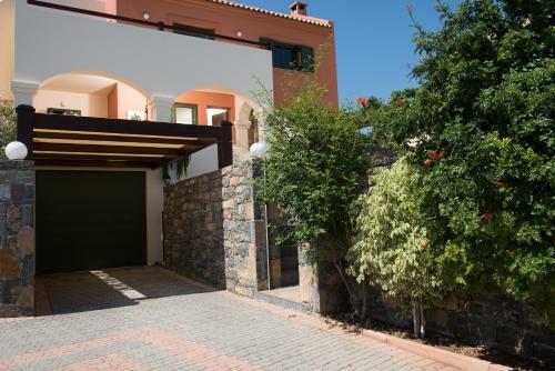 Sea Breeze Villa