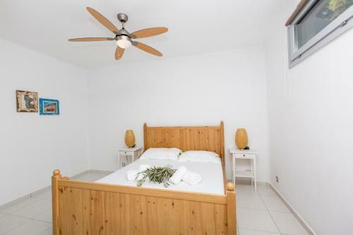 Xenias Home