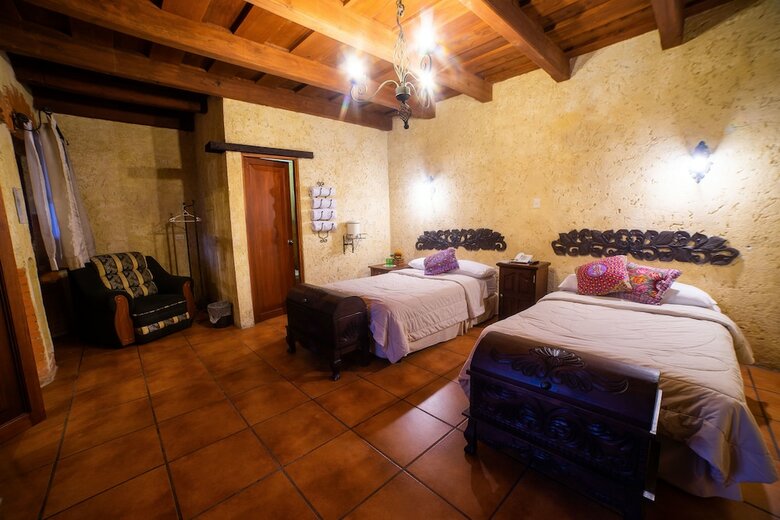 Naif Boutique Hotel & Gallery