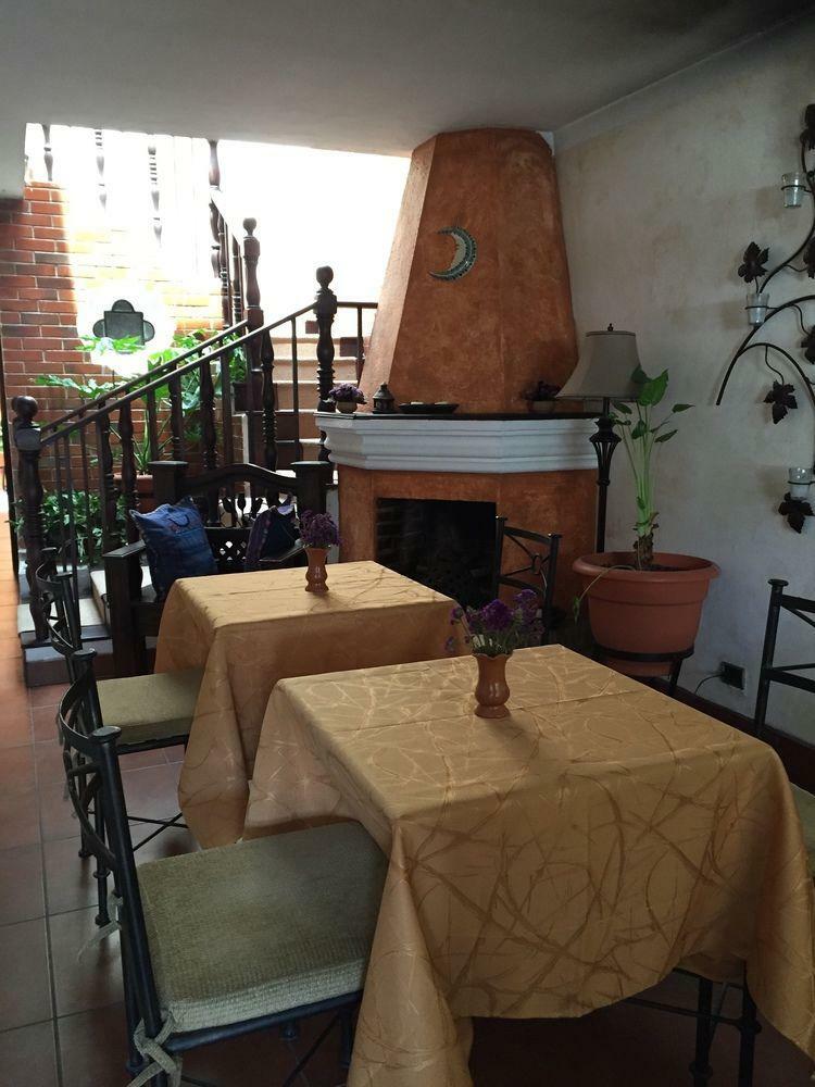 Hotel Posada De La Luna