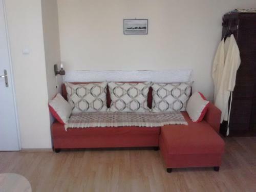 Friends Villa Apartments