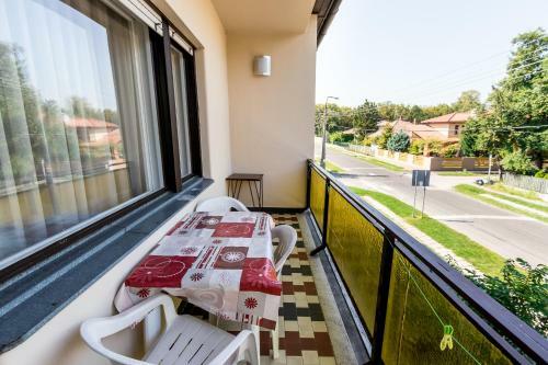 Lara Apartments