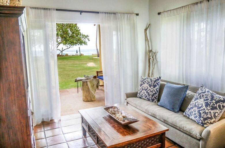 Hotel Villa Montana Beach Resort