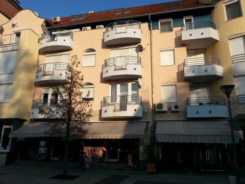 Pedestrian Street Apartment