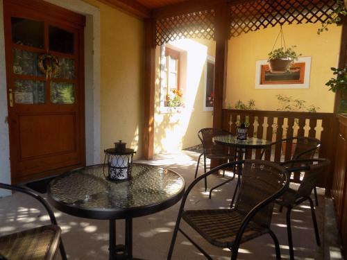 Hostal Katica Vend�gh�z