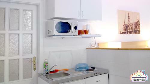 Sz�n-h�z Apartman