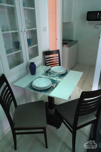 Sz�n-h�z Apartman