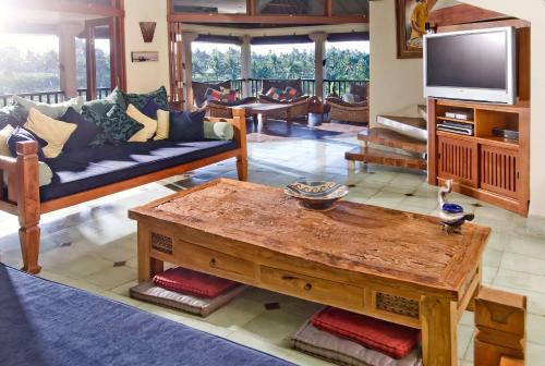 Villa Scallywags Anyar Estate
