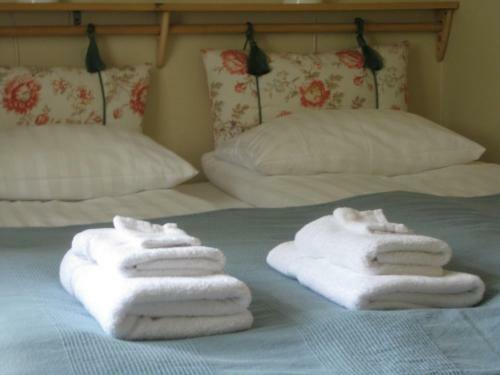 Forsaela Apartments And Rooms