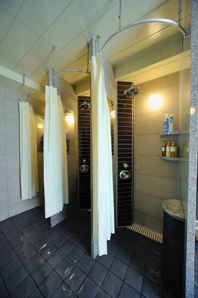 Global Cabin Tokyo Gotanda