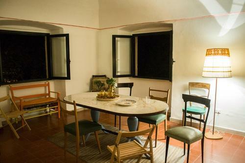 Hostal Casa Su Rotaie