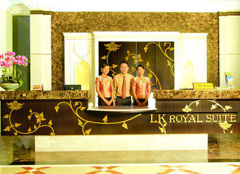 Hotel Lk Royal Suite
