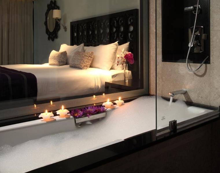 Hotel Vivanta By Taj (Sup Charm)