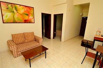 Hotel Bukit Merah Laketown Resort