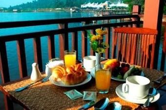 Hotel Bukit Merah Laketown Resort