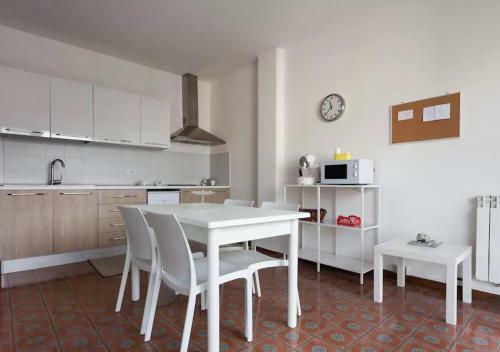 The Ugly View Apartment