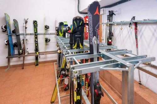 Hotel & Aparthotel Serhs Cosmos